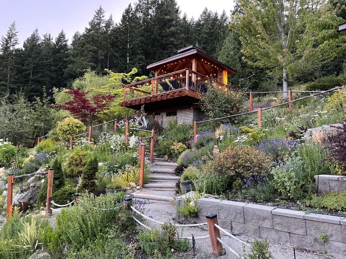Les Chambres Roses West Kelowna Exteriér fotografie