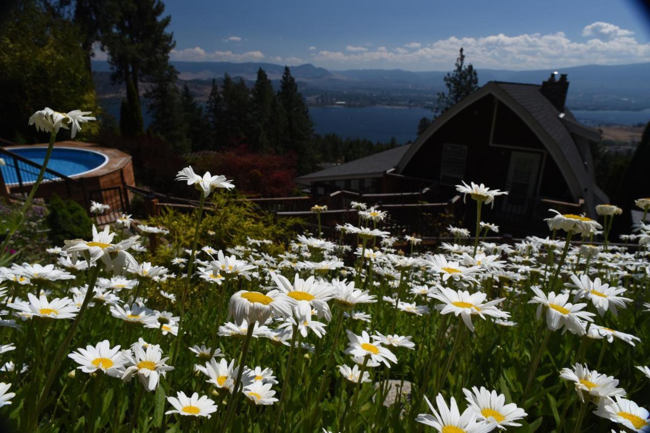 Les Chambres Roses West Kelowna Exteriér fotografie