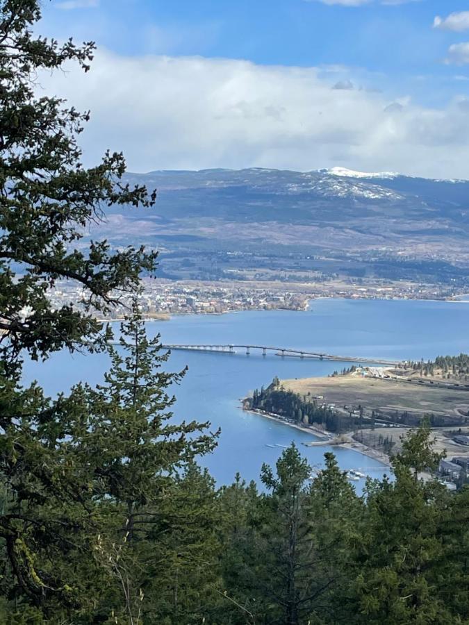 Les Chambres Roses West Kelowna Exteriér fotografie